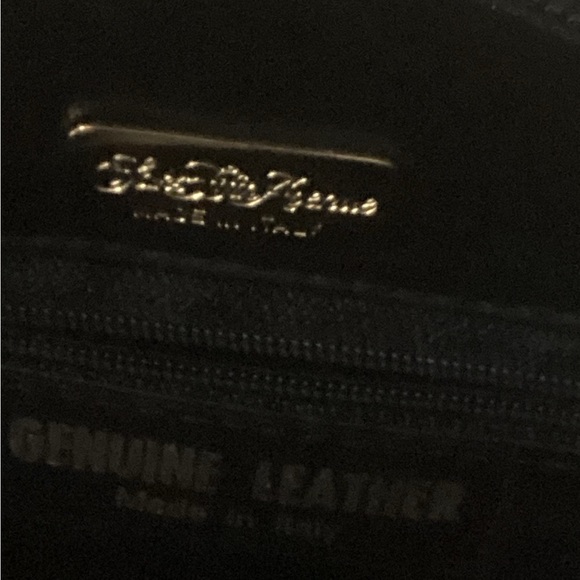 SAKS FIFTH AVENUE black leather bag ITALY EUC crossbody or shoulder - Picture 7 of 11